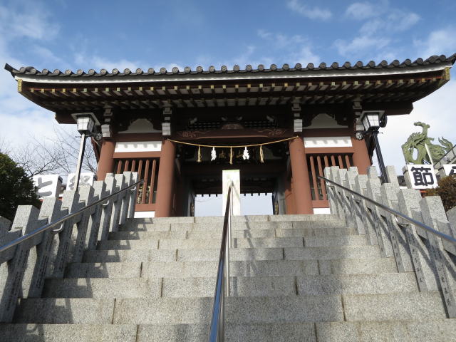 大本山成田山仙台分院山門